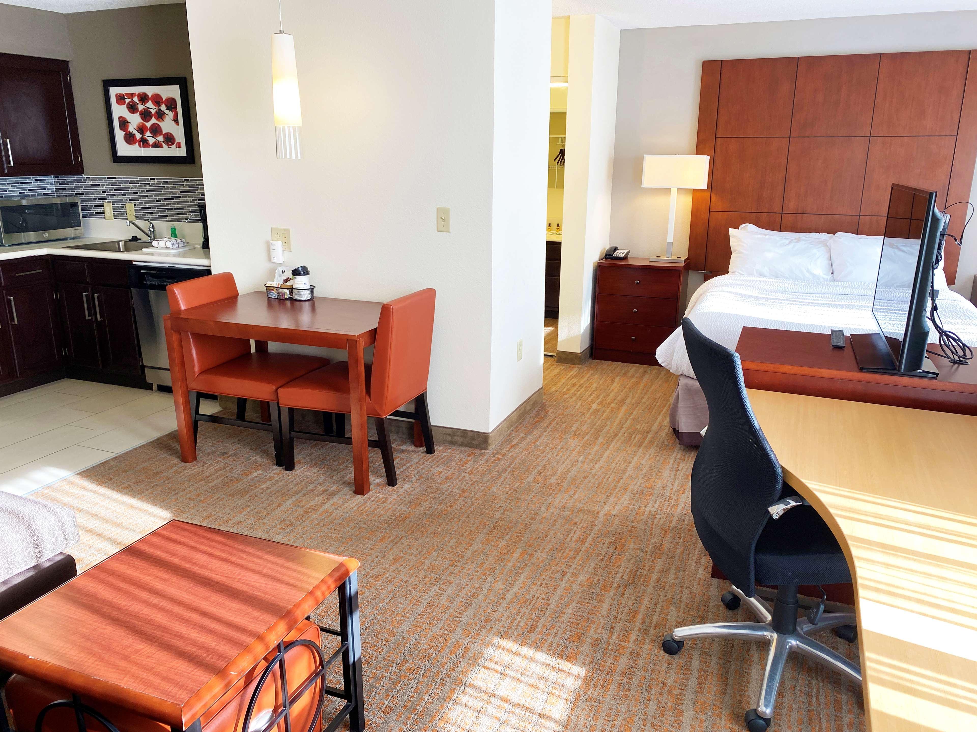 Residence Inn Columbus Worthington Exteriör bild